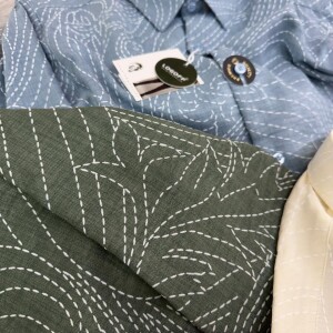 logoff imported rubber print shirt